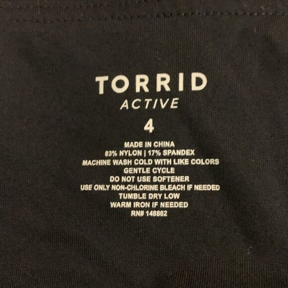 Torrid Active Black Side Pocket Cropped Leggings Size 4 (4X) - Picture 7 of 11